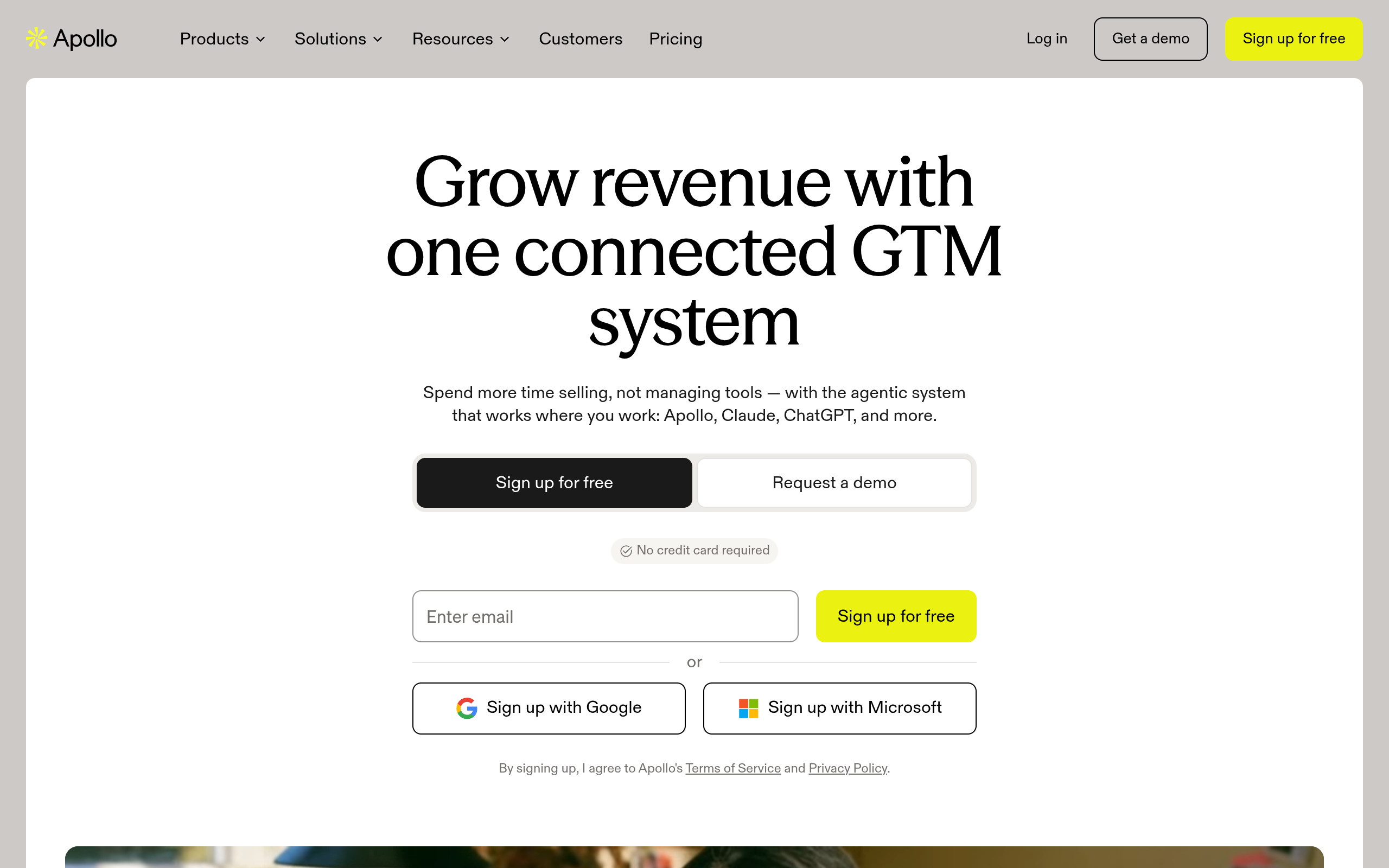 Screenshot of the Apollo.io homepage
